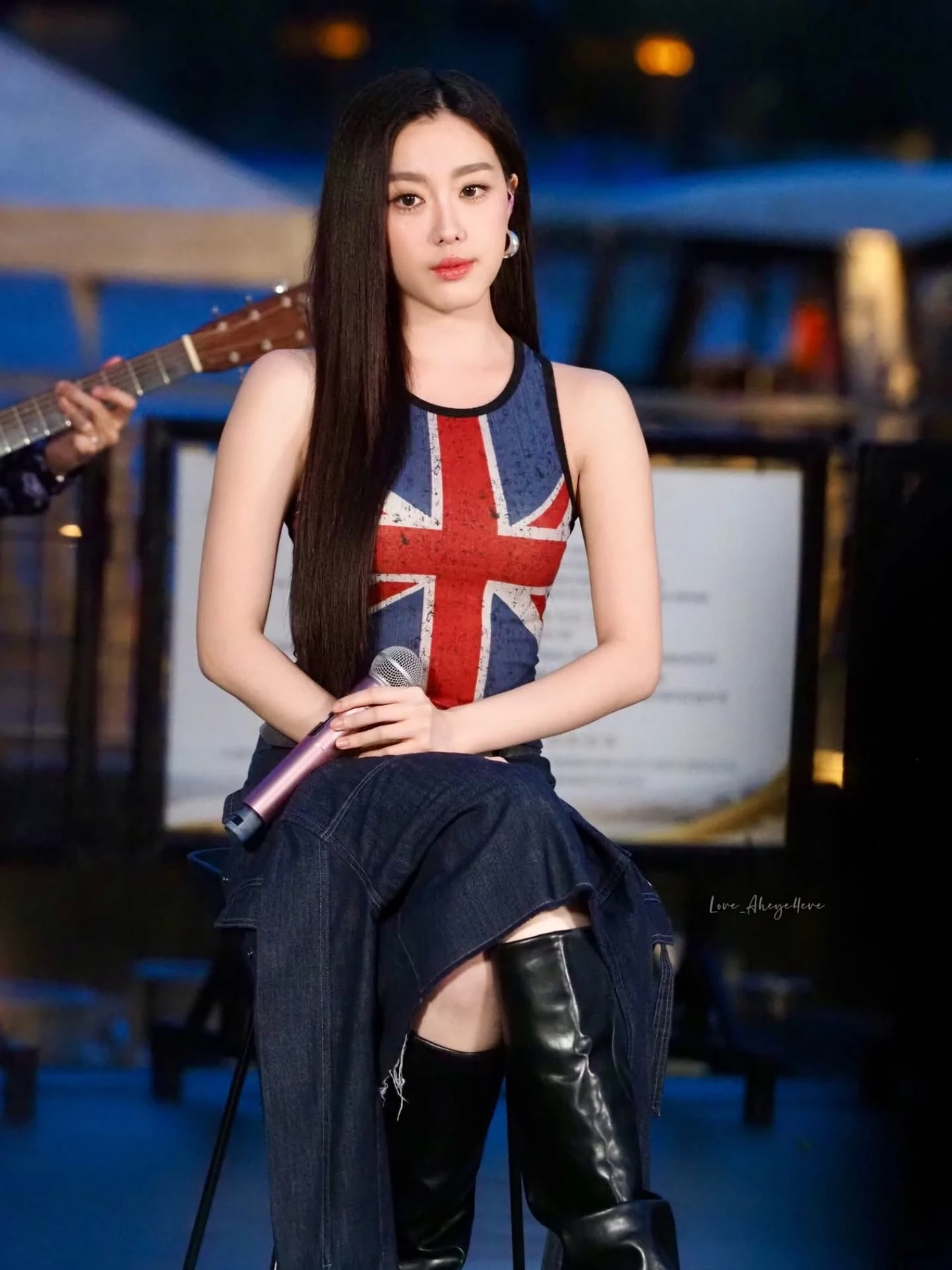 อ๊ะอาย ภาพออกงานและผลงาน