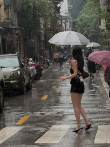 มุกดา นรินทร์รักษ์ รูปโปรไฟล์และไลฟ์สไตล์ 11